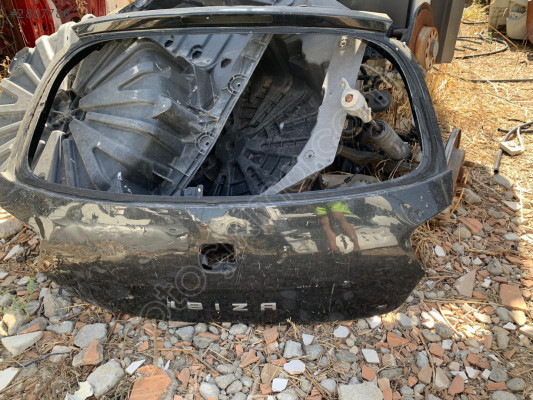Seat ibiza bagaj kapagi