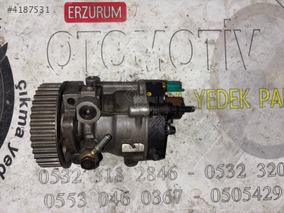 8200423059-A R9042A041A SCENİC LAGUNA 1.5 DCI mazot pompası
