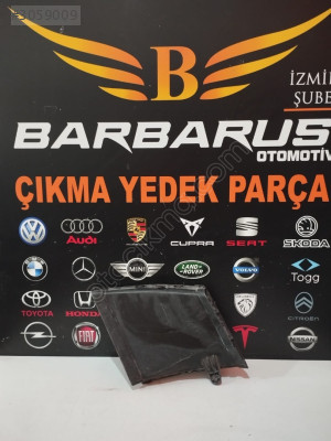 AUDİ Q5 HAVA KANALI 8R0129618F