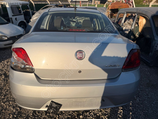 Fiat Linea bagaj kapağı