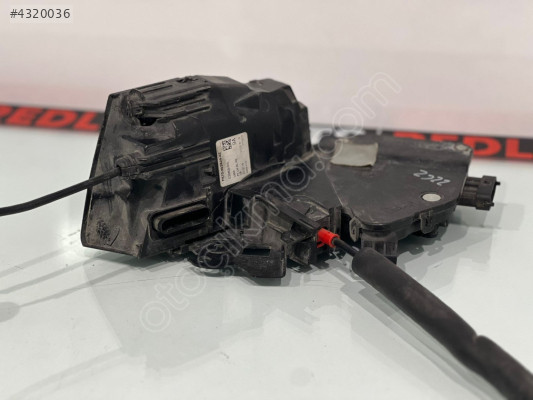 938827102 LAND ROVER RANGE ROVER L405 KAPI KİLİDİ