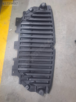 Mercedes C seri W206 ön tampon alt muahafaza A2065204900