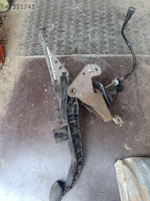 Ford focus debriyaj pedalı