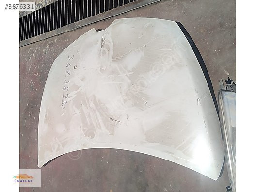 Renault Clio 4 Kaput - Ünallar Oto Çıkma Yedek Parça