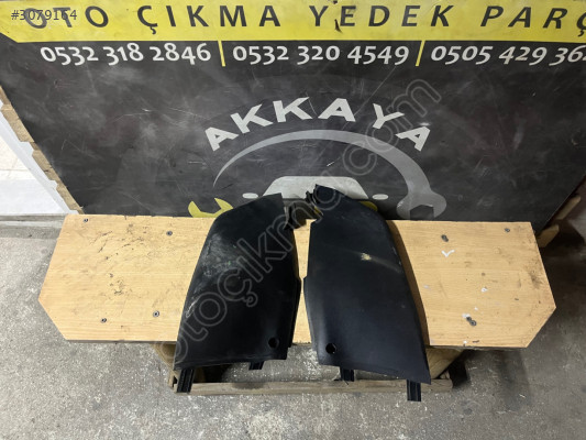 Peugeot 208 Orta Konsol Sağ ön Kaplaması Çıkma