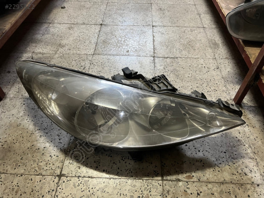 PEUGEOT 207 SAĞ ÖN FAR 2006-12 ÇIKMA PARÇA