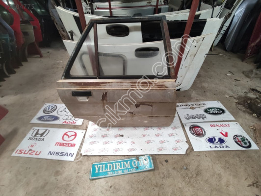 RENAULT 9 GRİ SAĞ ARKA KAPI