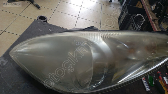 HYUNDAİ  İ20 SOL FAR