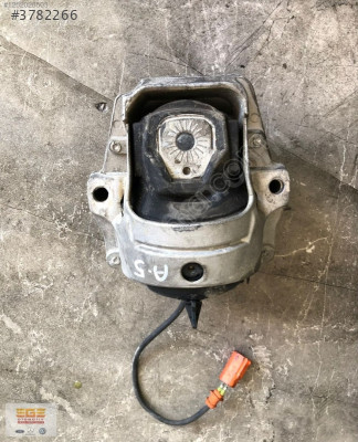 AUDİ A5 MOTOR TOKOZU HATASIZ ÇIKMA EGE OTOMOTİV