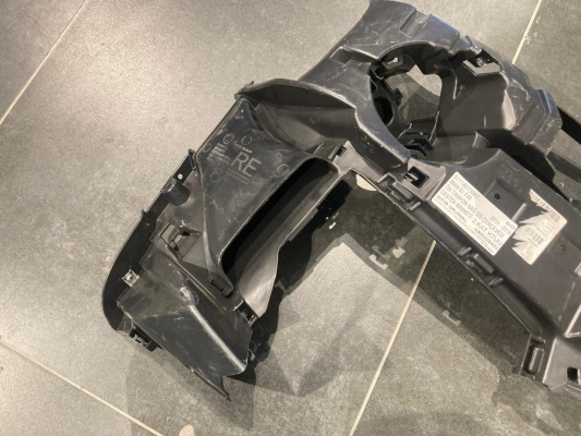BMW X1 F48 ÖN SAĞ SİS ÇERÇEVESİ BRAKETİ 2014 2019 51118073960 SO