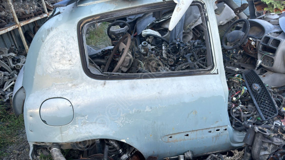RENAULT CLİO TEK KAPI SAĞ ARKA ÇAMURLUK