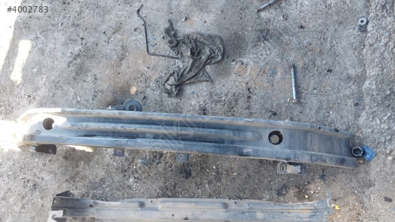 MERCEDES VİTO ÖN TAMPON DEMİRİ GÜÇMANLAR BURSA