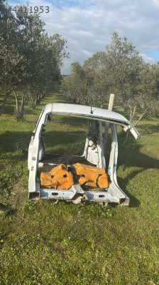 FORD COURİER ÇIKMA ORJİNAL HATASIZ KESME TAVAN