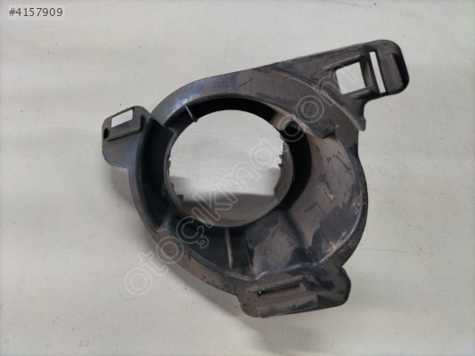 03015 DACİA LODGY SOL SİS YUVASI