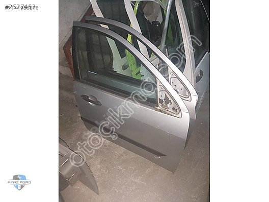 Ford Focus 1 Çıkma Sağ Ön Kapı