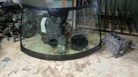 VOLVO XC40 ÖN CAM ORJİNAL ÇIKMA 32244807