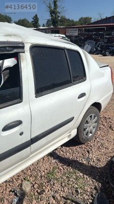 Clio 2 sol arka kapı