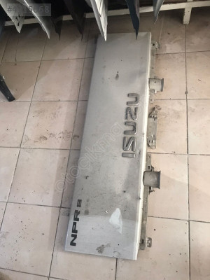 NPR MOTOR KAPUTU ORJİNAL ÇIKMA