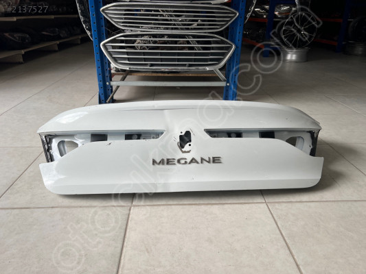 MEGAN 4 BAGAJ KAPAĞI ORJINAL ÇIKMA