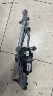 EGEA CROSS SİLECEK MOTORU ÇIKMA