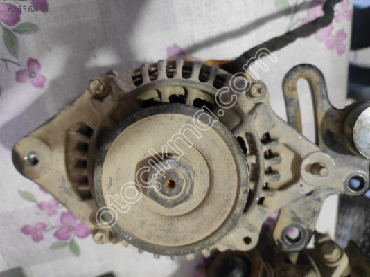 Mazda 3.23 Familia şarj dinamosu