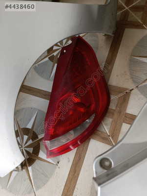 FORD FİESTA SAĞ STOP