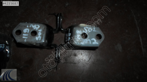 MAZDA 2 2011 ÇIKMA SOL ÖN ALT KAPI MENTEŞESİ