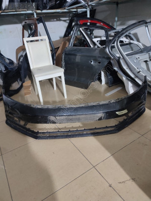 Volkswagen Jetta ön tampon siyah hatasız 2014-2017 orjinal çıkma