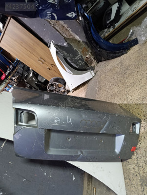 Audi A4 bagaj kapağı 2005-2008 orjinal çıkma parça