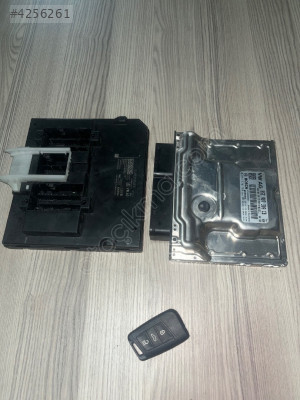 SKODA KAROQ BEYİN SET