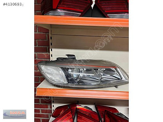 4L0941004 AUDİ Q7 SAĞ FAR ORİJİNAL ÇIKMA