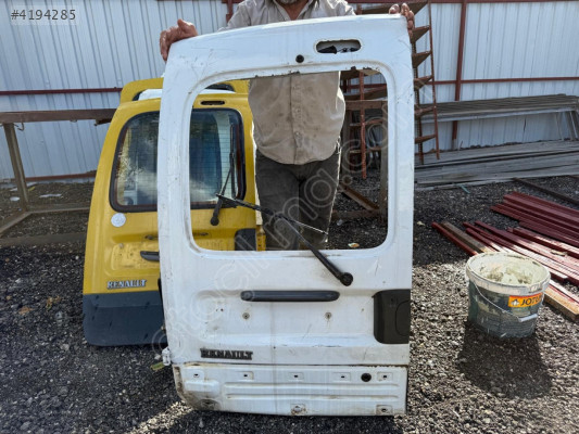 RENAULT KANGOO BAGAJ KAPAĞI SOL TARAF 98-08 MODEK