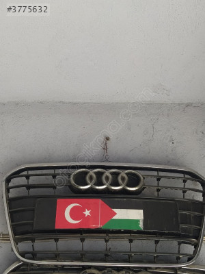 Audi A6 ön panju