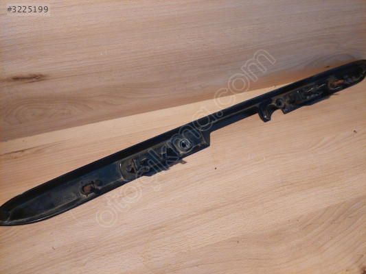 MERCEDES W 202 PALAKALIK BAGAJ ÜST ÇITA