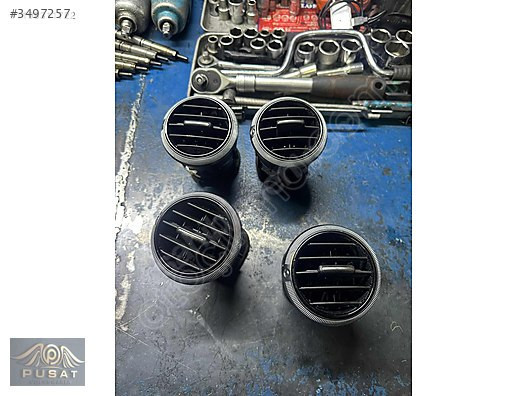 AUDİ A3 ORJİNAL ÜFLEME PETEKLERİ A3 KALORİFER IZGARASI