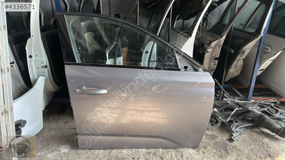 PEUGEOT 308 SAĞ ÖN KAPI DOLU BURSA MG