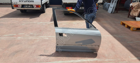 Hyundai 04/07  Elantra  sağ  Ön Kapı