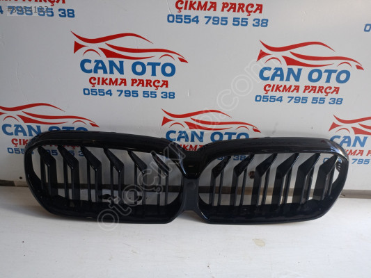 BMW G30 ön panjur