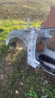 Renault Symbol Talia kasa sol ön çeyrek