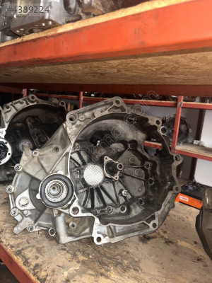 VOLKSWAGEN GOLF 1.6 5İLERİ MANUEL ŞANZIMAN BSE