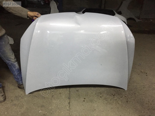 VW Golf 7 için Çıkma Orjinal Kaput ve Diğer Parçalar