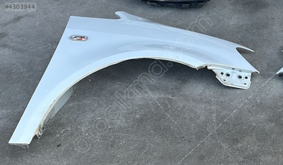 volkswagen caddy 2014 çıkma sağ ön çamurluk (son fiyat)