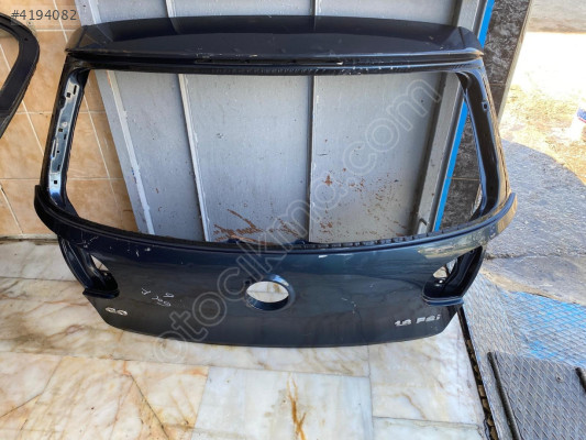 volswagen golf 5 arka bagaj kapağı çıkma orjinal