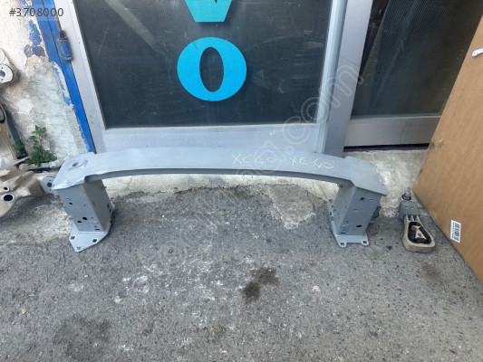 Volvo xc40 c40 ön tampon demiri Orjinal