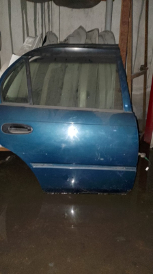 TOYOTA COROLLA EFSANE SAĞ ARKA KAPI