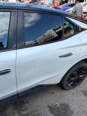 Ds4 sol arka kapı beyaz orijinal hatasız