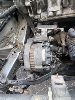 RENAULT R21 MANAGER ŞARJ DİNAMOSU HATASIZ