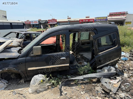 OPEL COMBO C SOL ÖN KAPI 03-08 MODEL ORJİNAL ÇIKMA