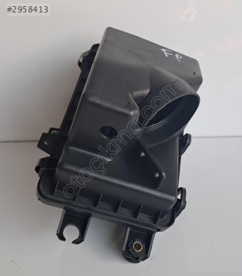 Mazda  Premacy 1.8 Hava Filtre Kutusu