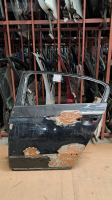 ARKA KAPI - SOL - PASSAT B6 04-11 - ( 3C5833055H )